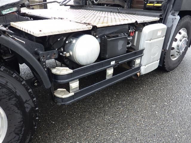 NISSAN DIESEL QUON 2017 Image 31