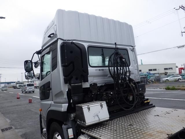 NISSAN DIESEL QUON 2017 Image 31