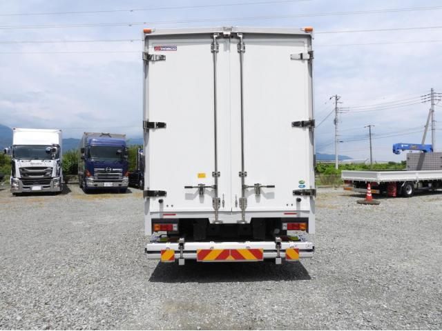 MITSUBISHI CANTER 2022 Image 31