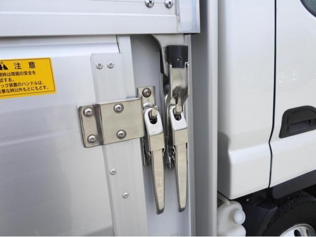 MITSUBISHI CANTER 2022 Image 31