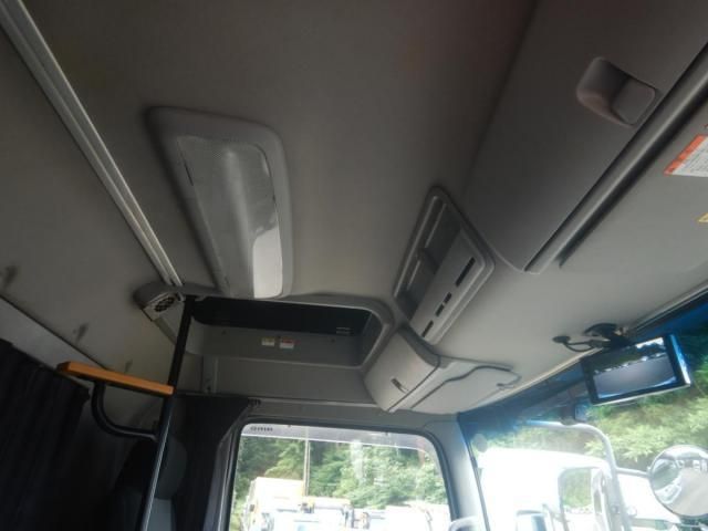 HINO PROFIA 2014 Image 31