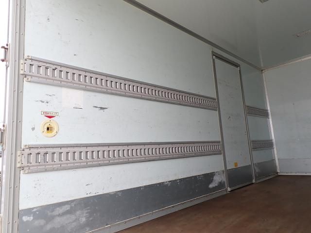 ISUZU ELF 2014 Image 31