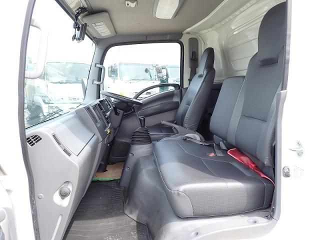 ISUZU ELF 2014 Image 31