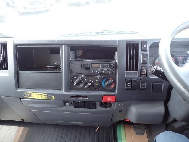 ISUZU ELF 2014 Image 31