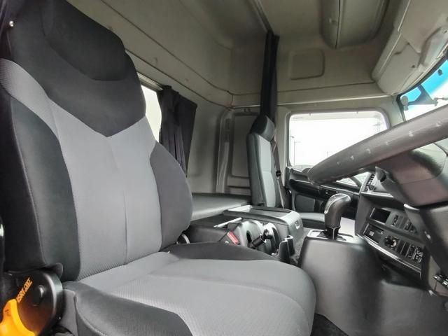 HINO PROFIA 2015 Image 31