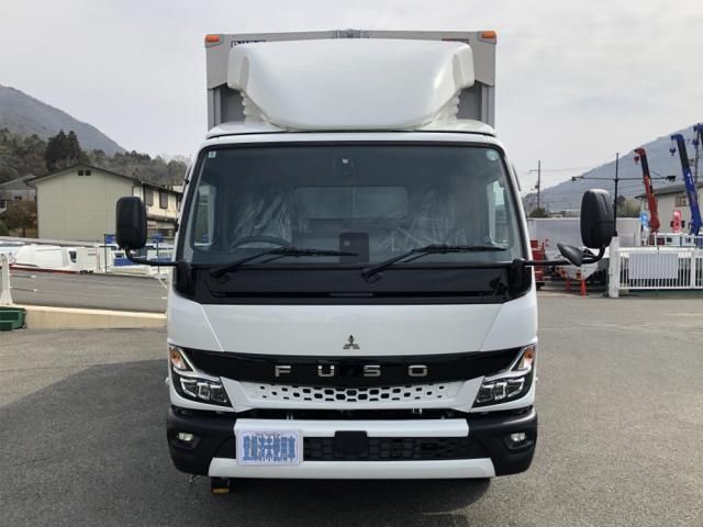 MITSUBISHI CANTER 2025 Image 31