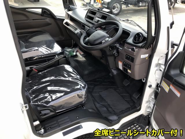 MITSUBISHI CANTER 2025 Image 31