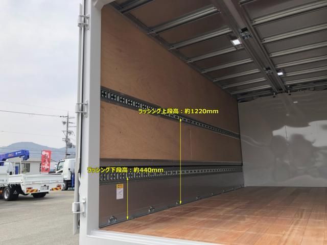 MITSUBISHI CANTER 2025 Image 31