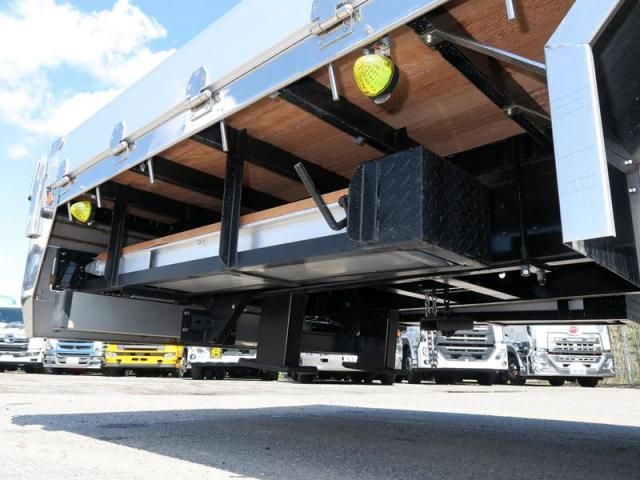 MITSUBISHI FUSOU FIGHTER 2024 Image 31