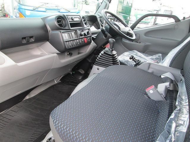 HINO DUTRO 2024 Image 31