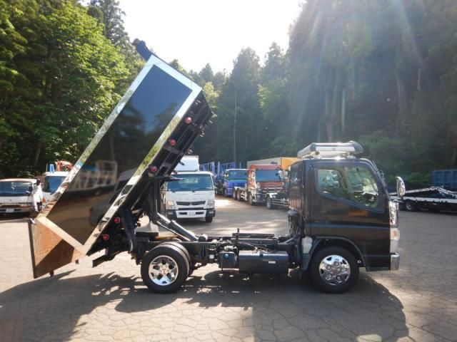 MITSUBISHI CANTER 2017 Image 31