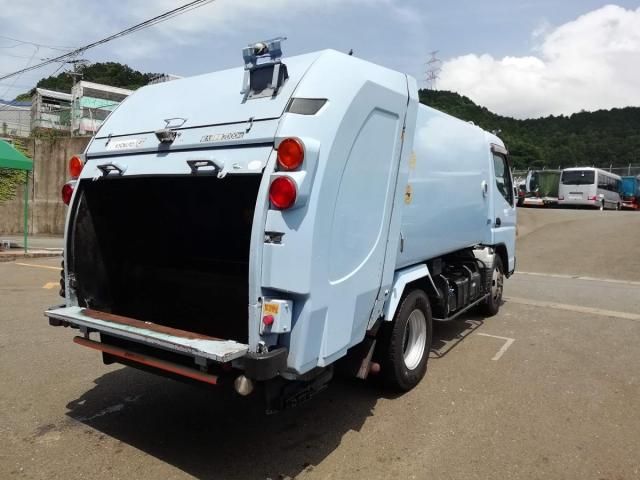 MITSUBISHI CANTER 2016 Image 31