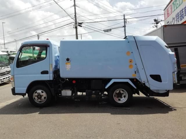 MITSUBISHI CANTER 2016 Image 31