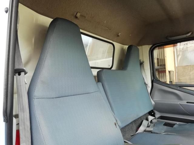 MITSUBISHI CANTER 2016 Image 31