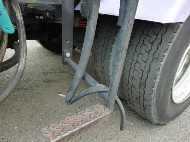 ISUZU FORWARD 2013 Image 31