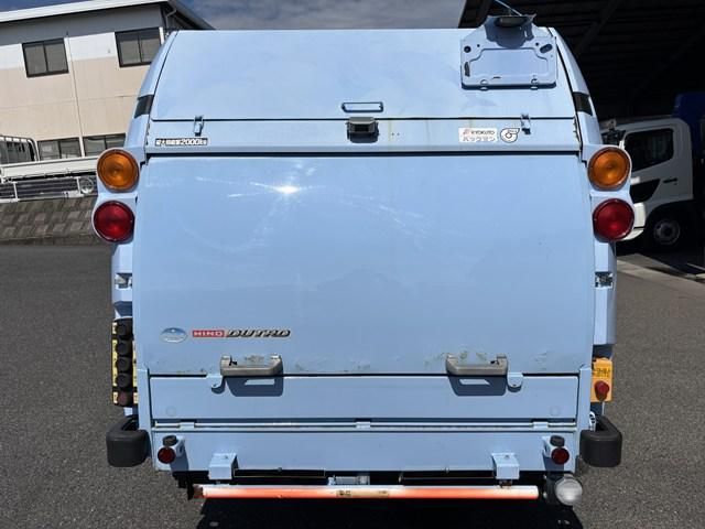 HINO DUTRO 2017 Image 31