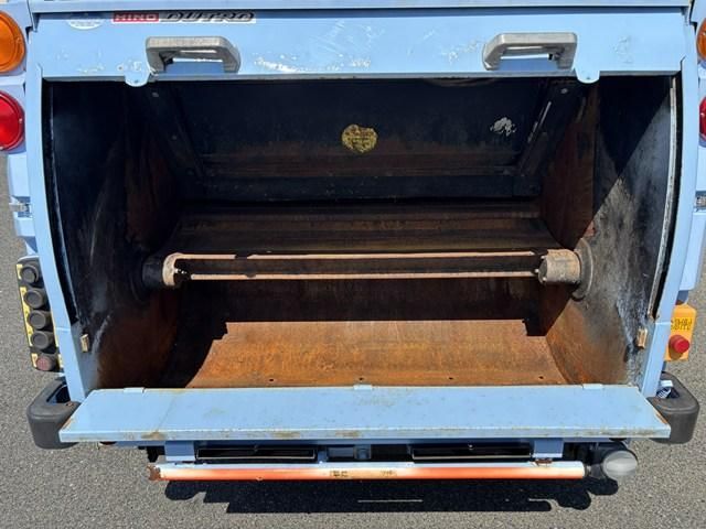 HINO DUTRO 2017 Image 31