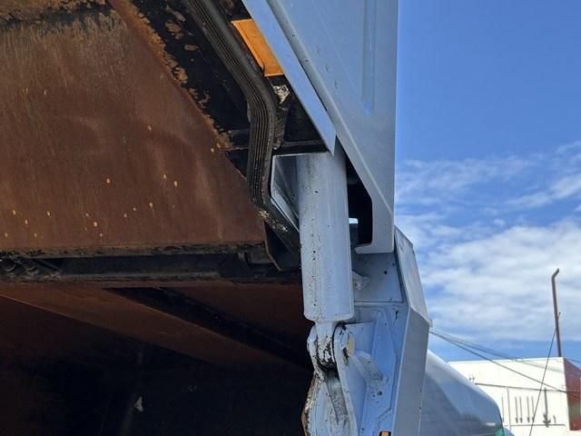 HINO DUTRO 2017 Image 31