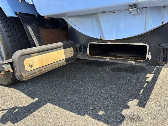 HINO DUTRO 2017 Image 31