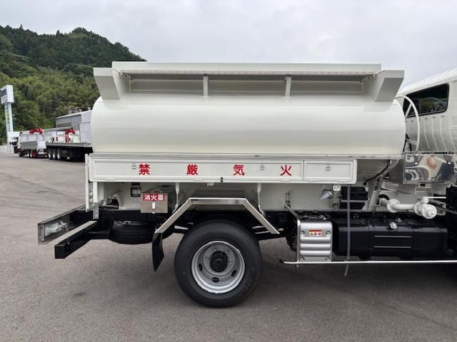 HINO DUTRO 2024 Image 31
