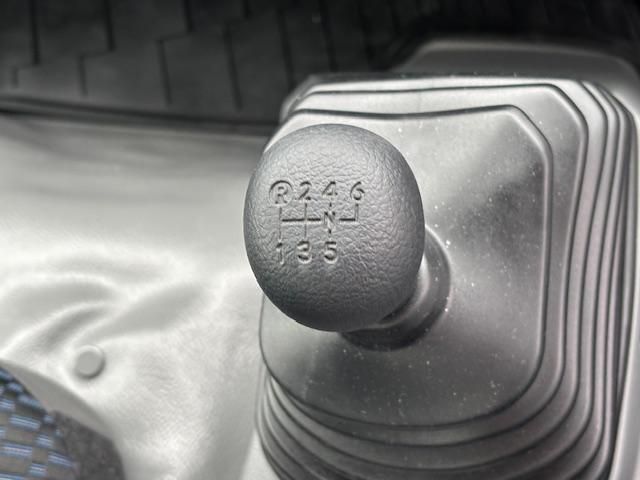 HINO DUTRO 2024 Image 31