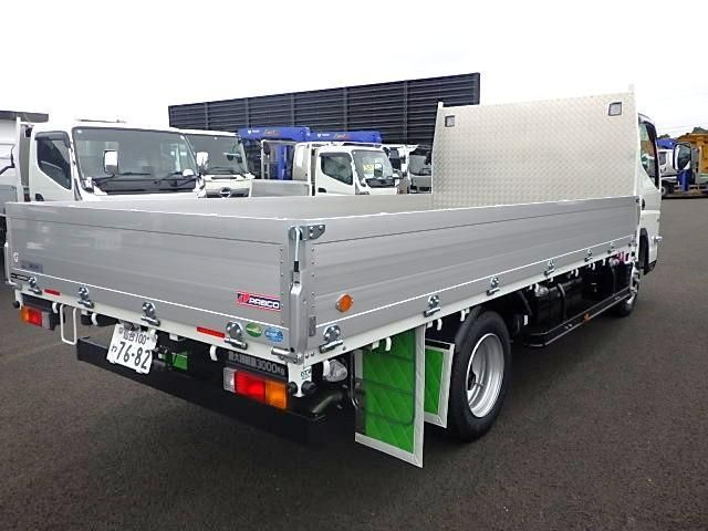 MITSUBISHI CANTER 2024 Image 31