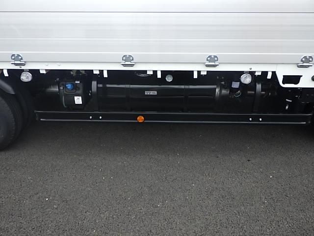 MITSUBISHI CANTER 2024 Image 31