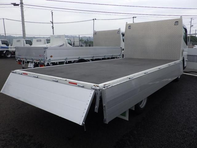 MITSUBISHI CANTER 2024 Image 31