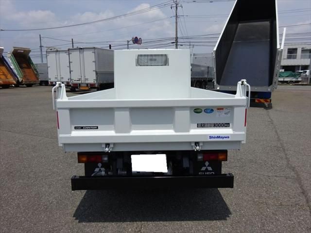 MITSUBISHI CANTER 2024 Image 31