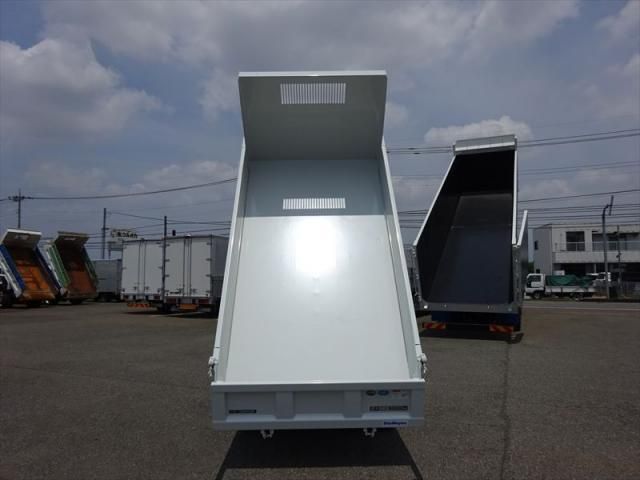 MITSUBISHI CANTER 2024 Image 31