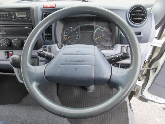 MITSUBISHI CANTER 2015 Image 31