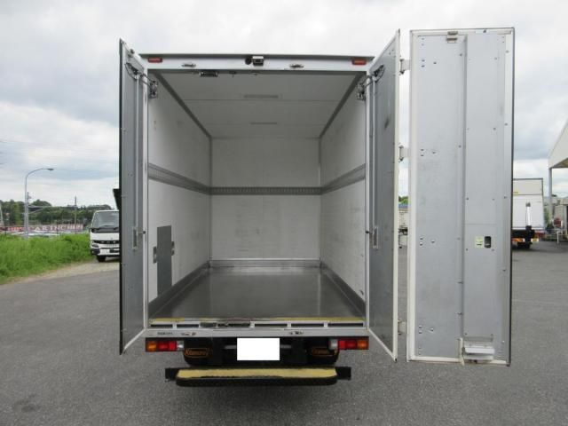 MITSUBISHI CANTER 2015 Image 31