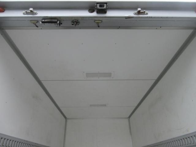 MITSUBISHI CANTER 2015 Image 31