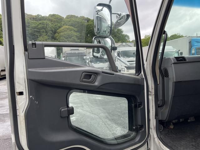 MITSUBISHI FUSOU FIGHTER 2016 Image 31