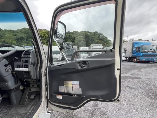 MITSUBISHI FUSOU FIGHTER 2016 Image 31