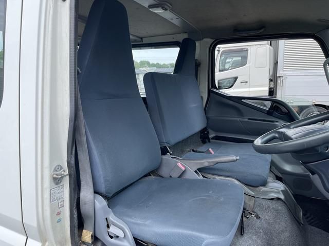 MITSUBISHI CANTER 2015 Image 31