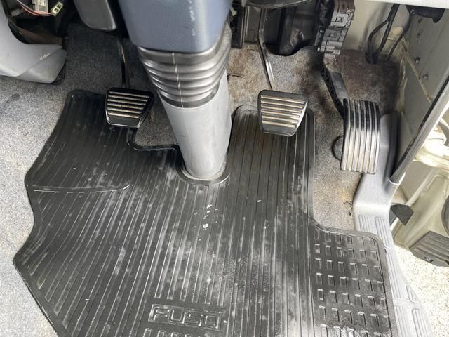 MITSUBISHI CANTER 2015 Image 31