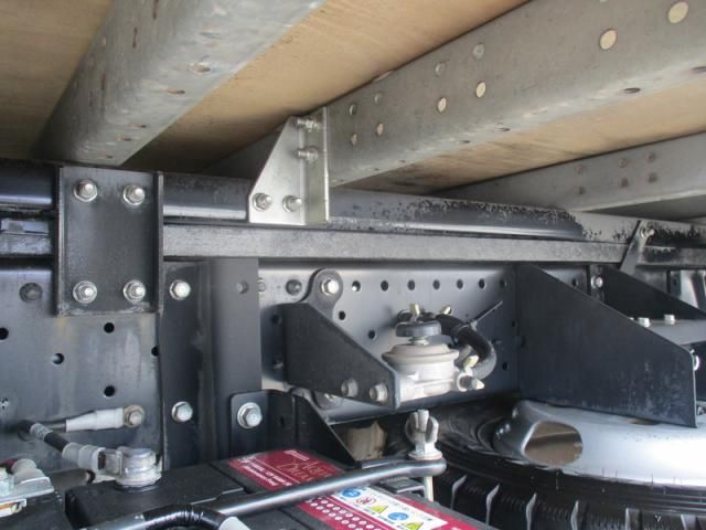 ISUZU ELF 2017 Image 31