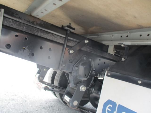 ISUZU ELF 2017 Image 31