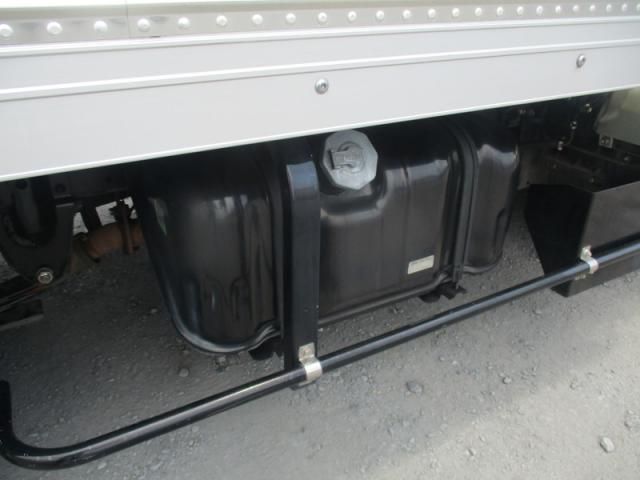 ISUZU ELF 2017 Image 31