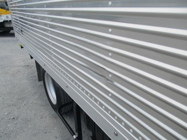 ISUZU ELF 2017 Image 31