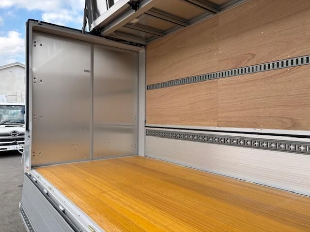 HINO DUTRO 2024 Image 31