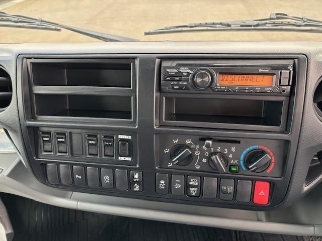 HINO DUTRO 2024 Image 31