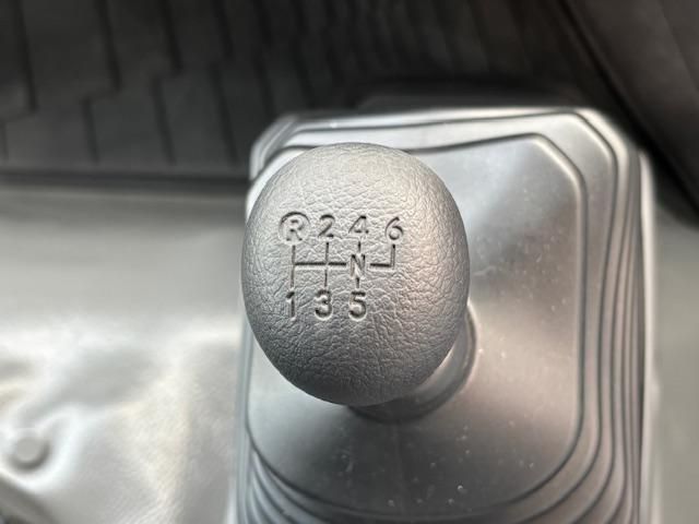 HINO DUTRO 2024 Image 31