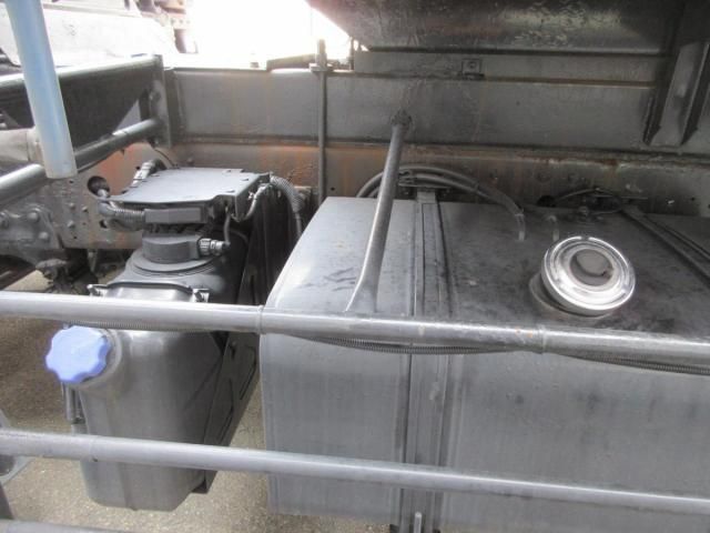 HINO PROFIA 2013 Image 31