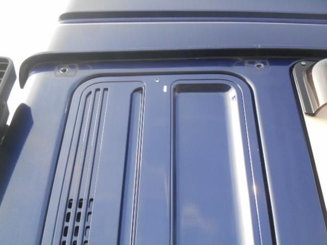 MITSUBISHI FUSOU SUPER GREAT 2015 Image 31