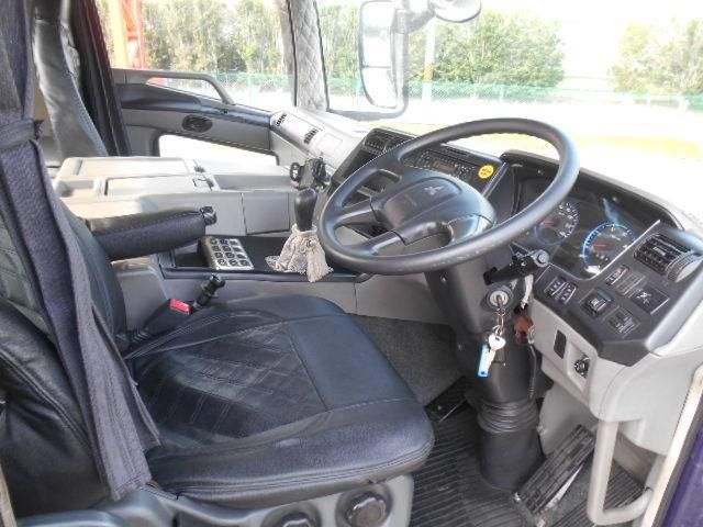 MITSUBISHI FUSOU SUPER GREAT 2015 Image 31