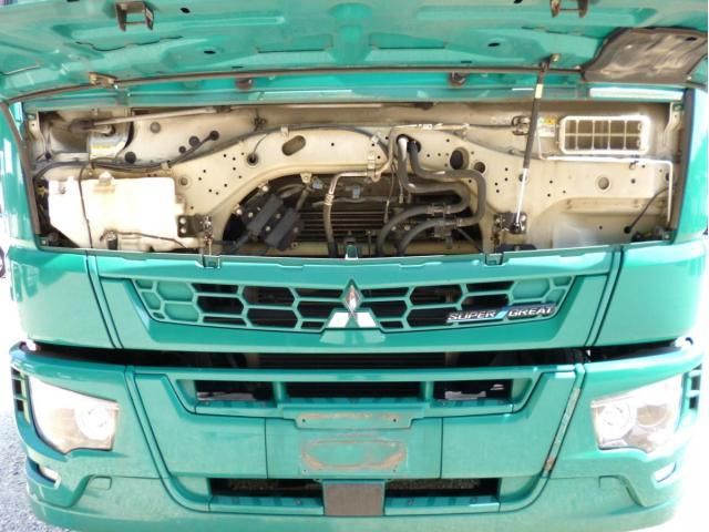 MITSUBISHI FUSOU SUPER GREAT 2018 Image 31