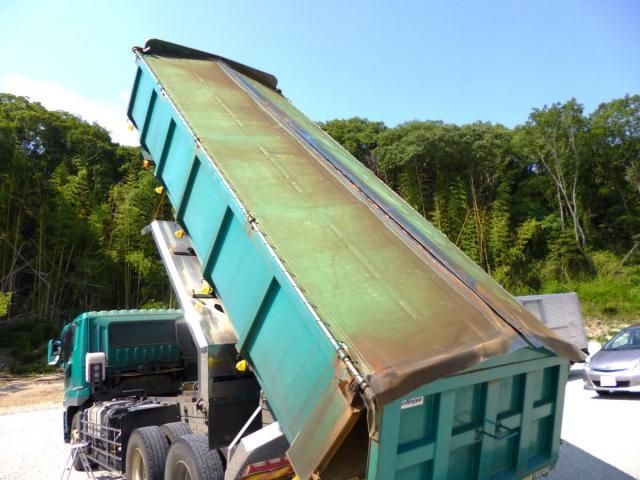 MITSUBISHI FUSOU SUPER GREAT 2018 Image 31