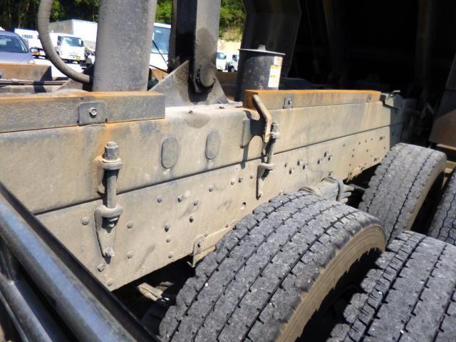 MITSUBISHI FUSOU SUPER GREAT 2018 Image 31